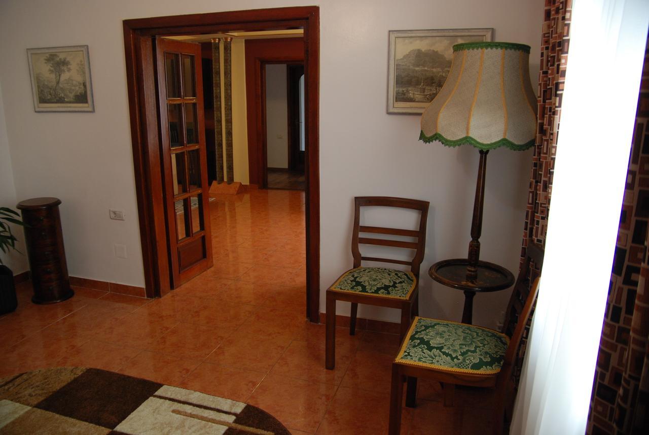 Stay Inn Center Timisoara Esterno foto